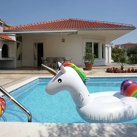 Sweet Leisure Villa